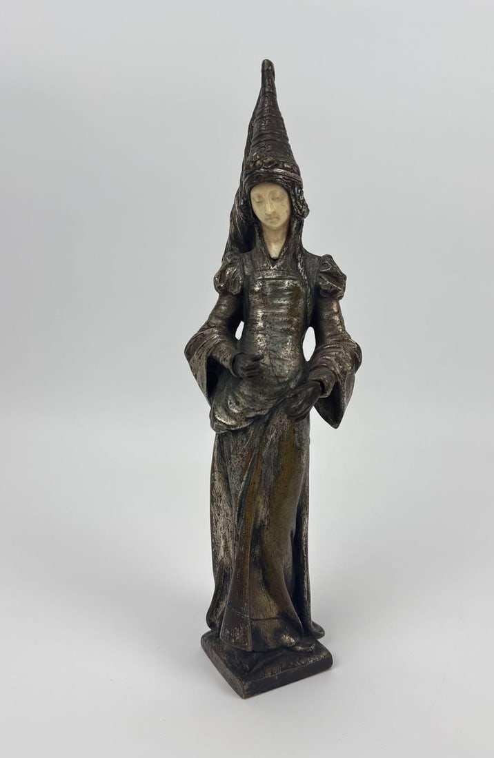 ART DECO CHRYSELEPHANTINE STYLE BRONZE & CARVED BONE MEDIEVAL NOBLEWOMAN (1 of 13)