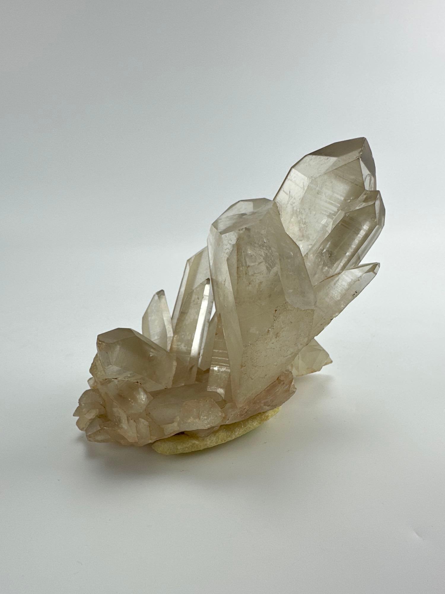 LARGE NATURAL QUARTZ CRYSTAL CLUSTER SPECIMEN (1 of 5)