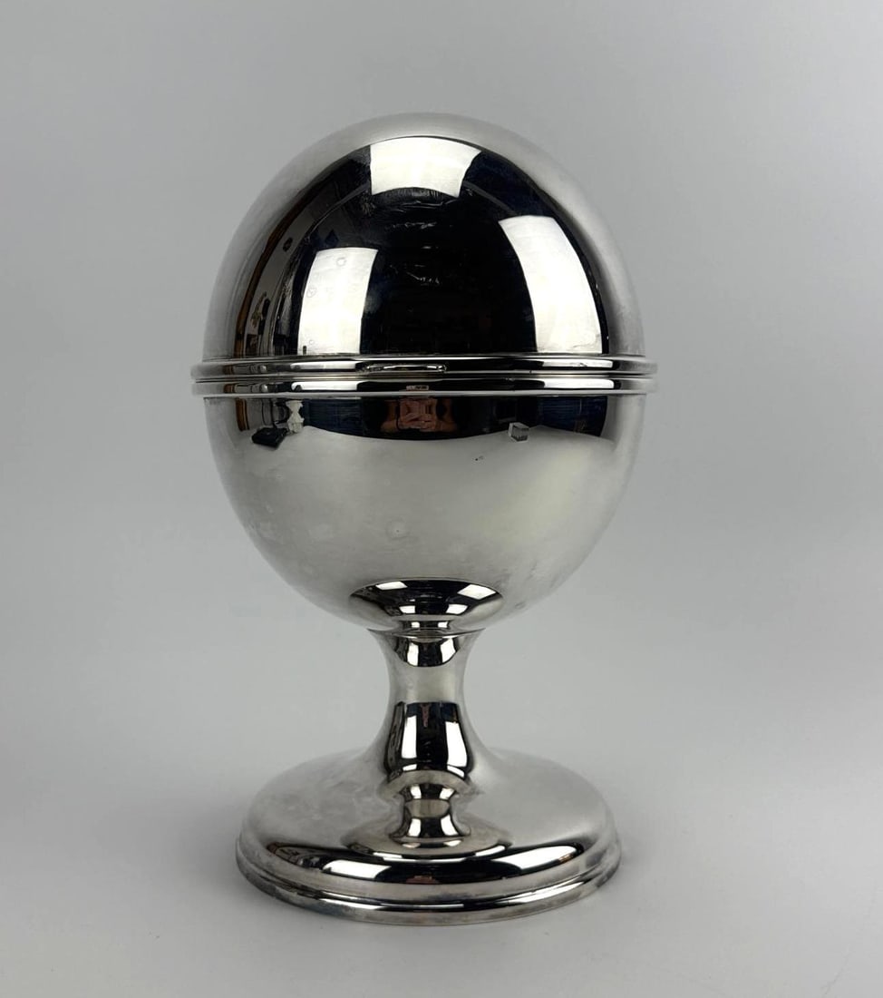 ST. JAMES BRAZIL SILVER PLATED EGG SHAPED CAVIAR SERVER WITH GLASS LINER (1 of 20)