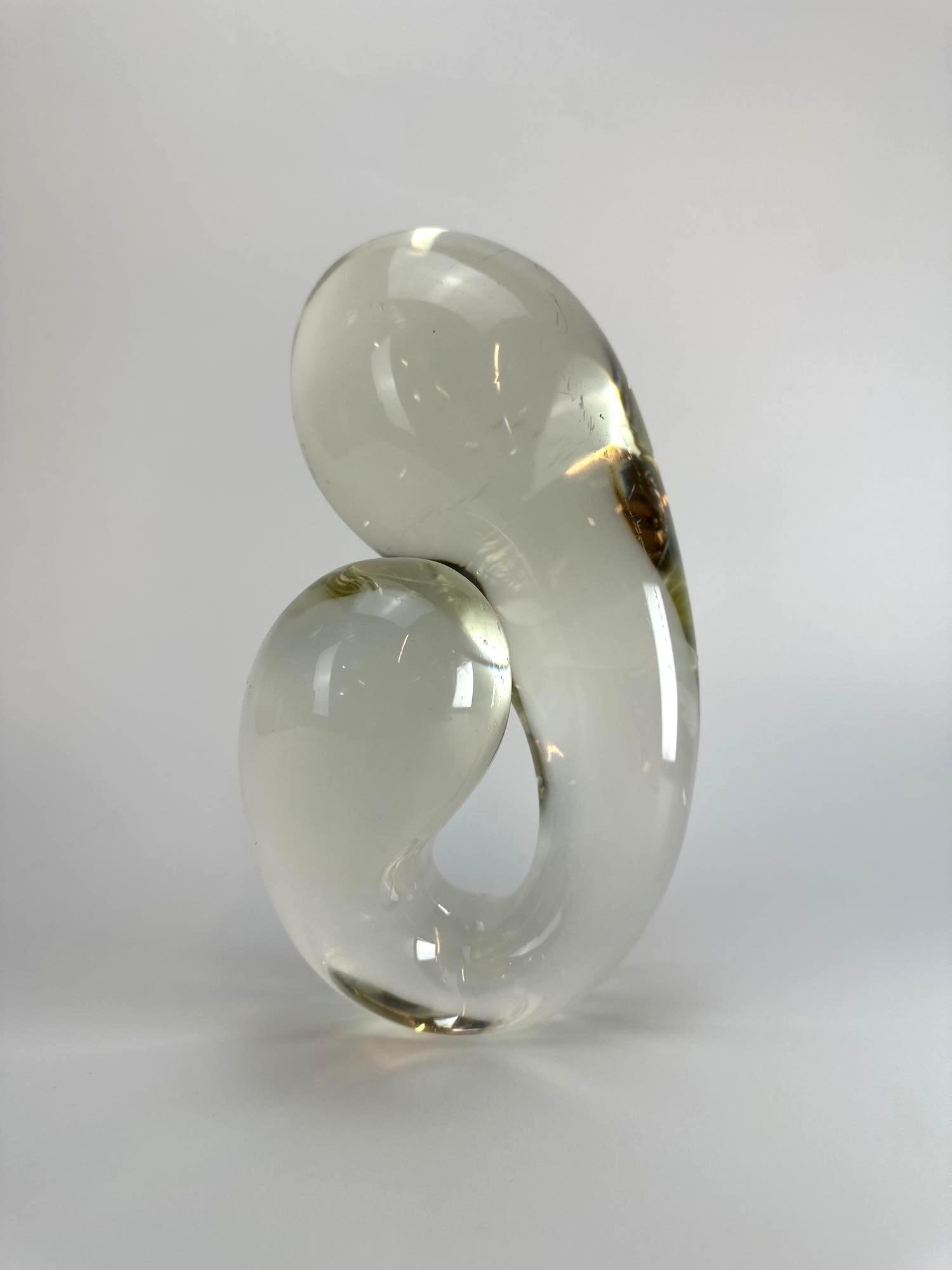 MURANO GLASS SCULPTURE, STYLIZED MOTHER & CHILD: Abstract Murano art glass sculpture of a stylized mother and child in colorless glass. Approximate Dimensions: 11" H x 6" W x 5" D Artist or Maker: Unknown Provenance: From a New York Coll