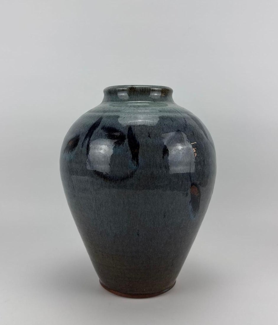 BLUE OMBRE GLAZED STUDIO POTTERY VASE MARKED "JD?" (1 of 10)