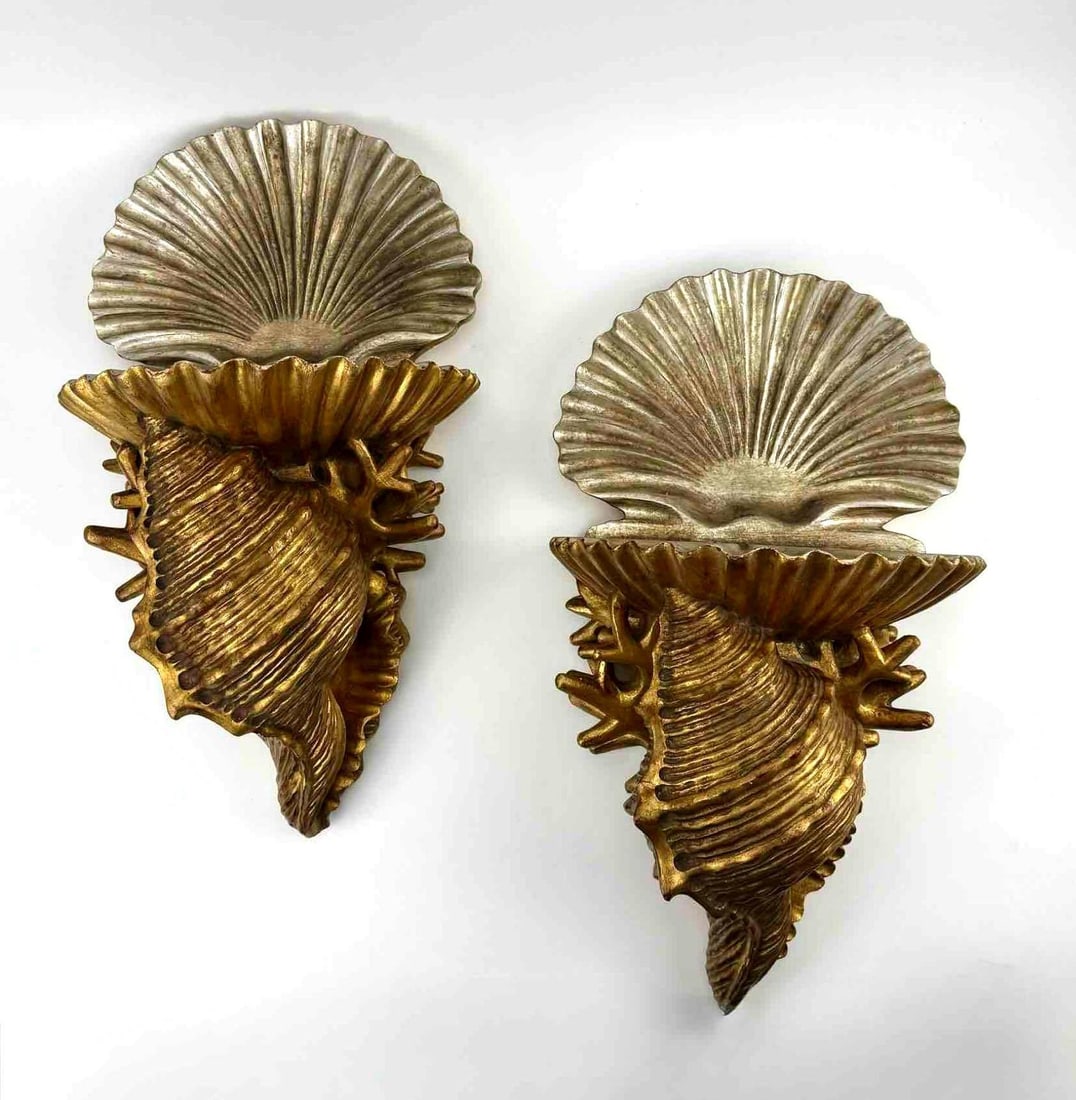 PAIR OF ITALIAN GOLD GILTWOOD SHELL GROTTO WALL BRACKETS OR SHELVES (1 of 16)