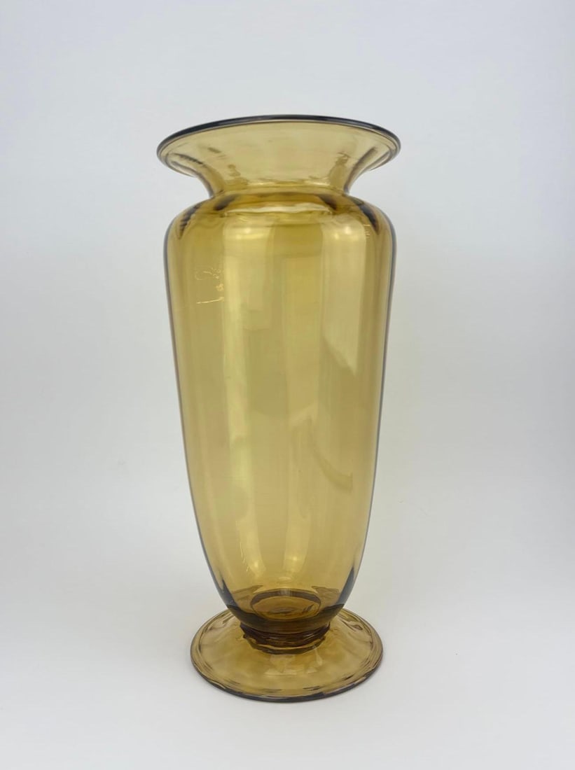 STEUBEN LARGE AMBER GLASS FOOTED VASE (1 of 20)