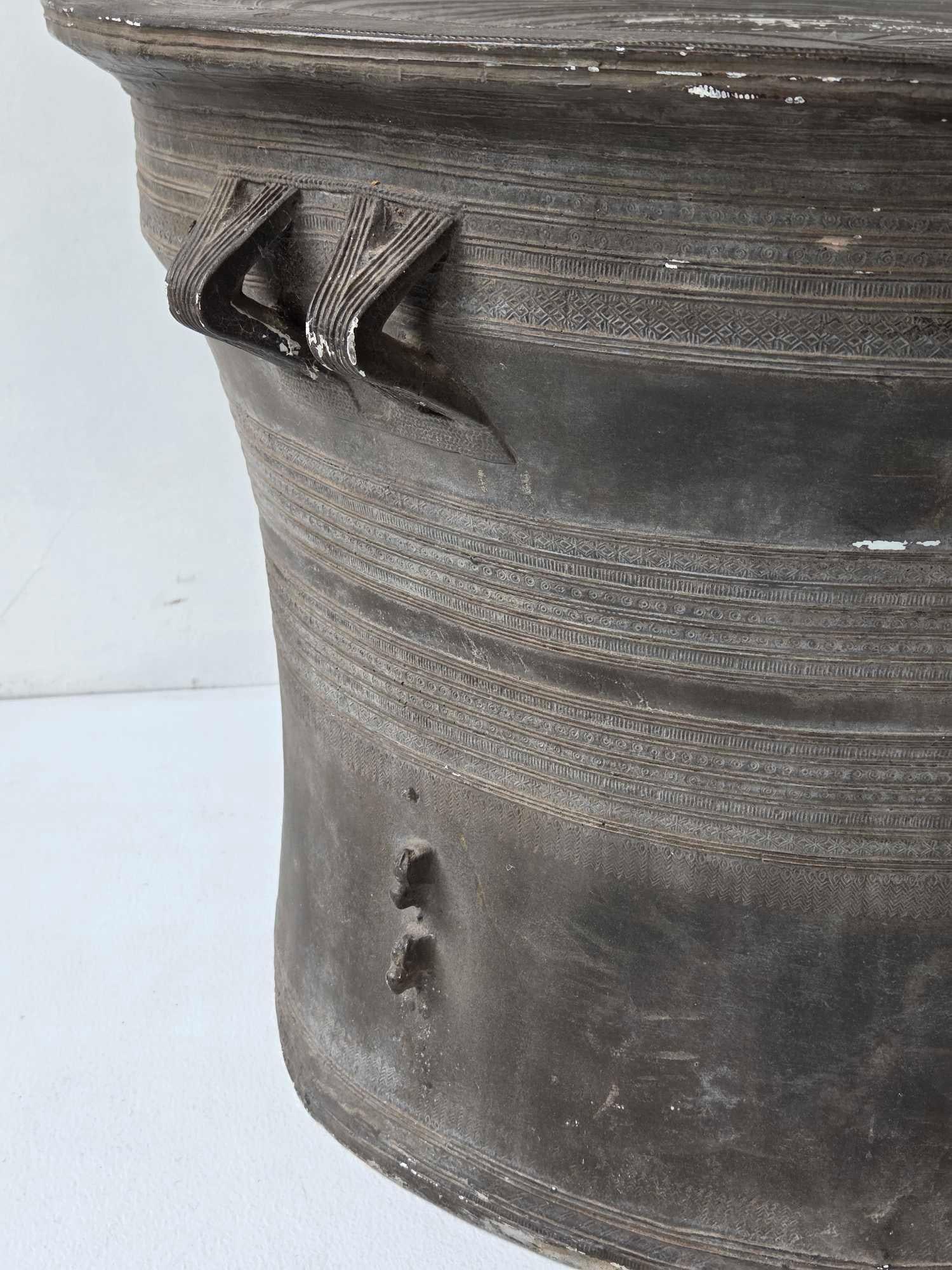 ASIAN RAIN DRUM FORM COMPOSITION TABLE - 8