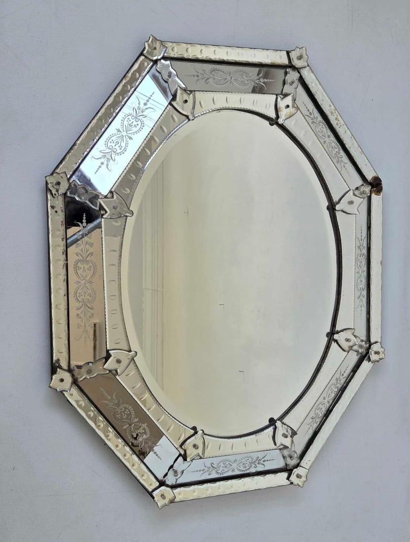 VINTAGE VENETIAN OCTAGONAL MIRROR (1 of 12)