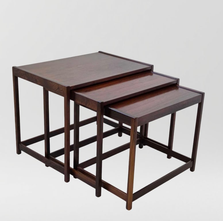 MID CENTURY TRIO OF ROSEWOOD NESTING TABLES (1 of 16)