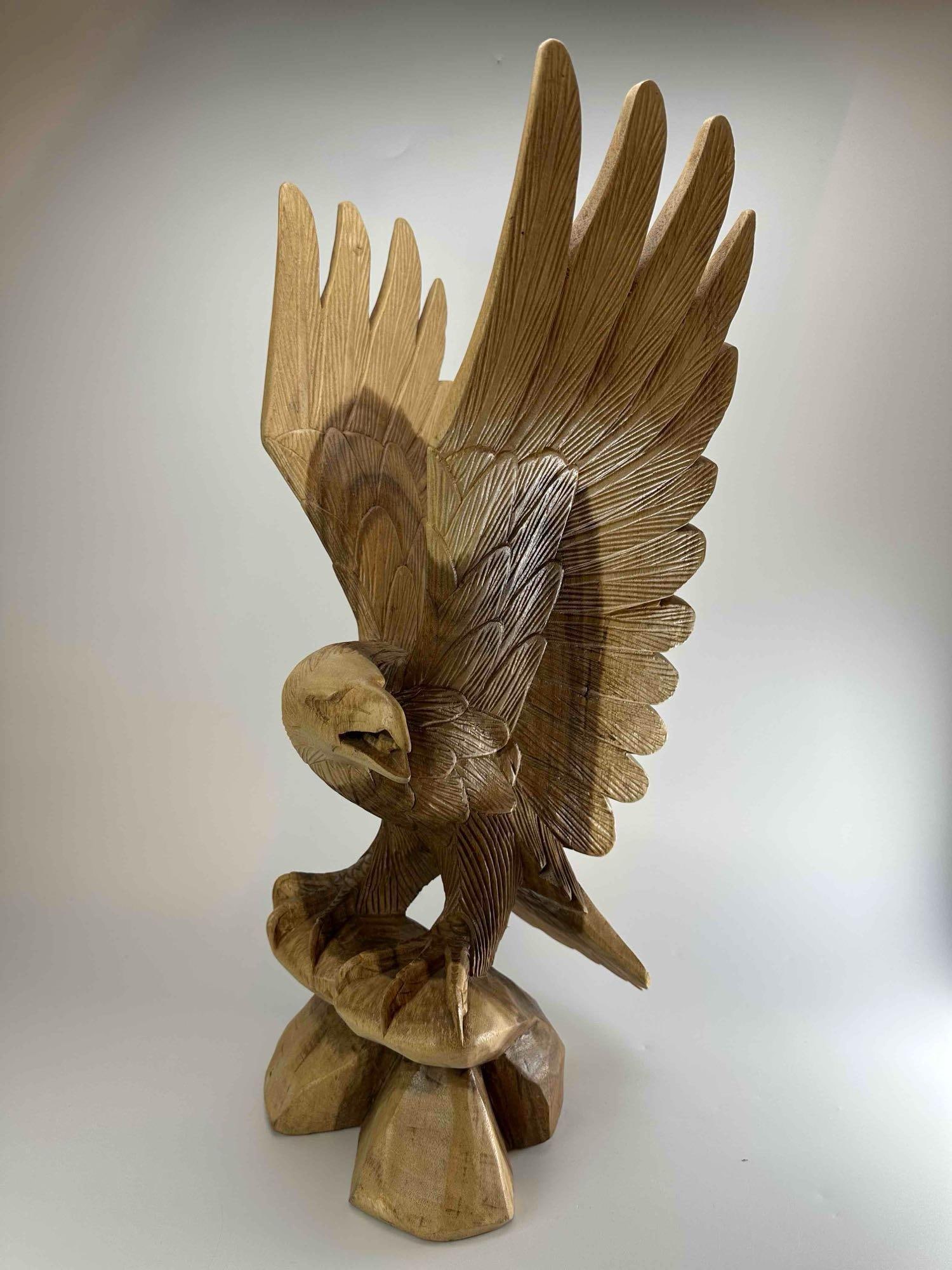 HAND CARVED WOOD EAGLE WITH SPREAD WINGS ON ROCKY BASE (1 of 7)