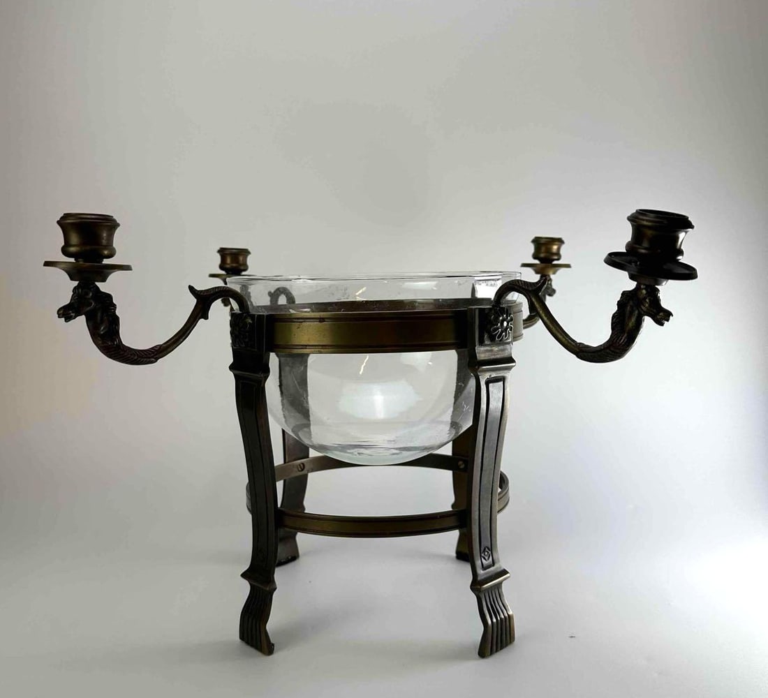 ANTIQUE BRASS CENTERPIECE BOWL CANDELABRA (1 of 8)