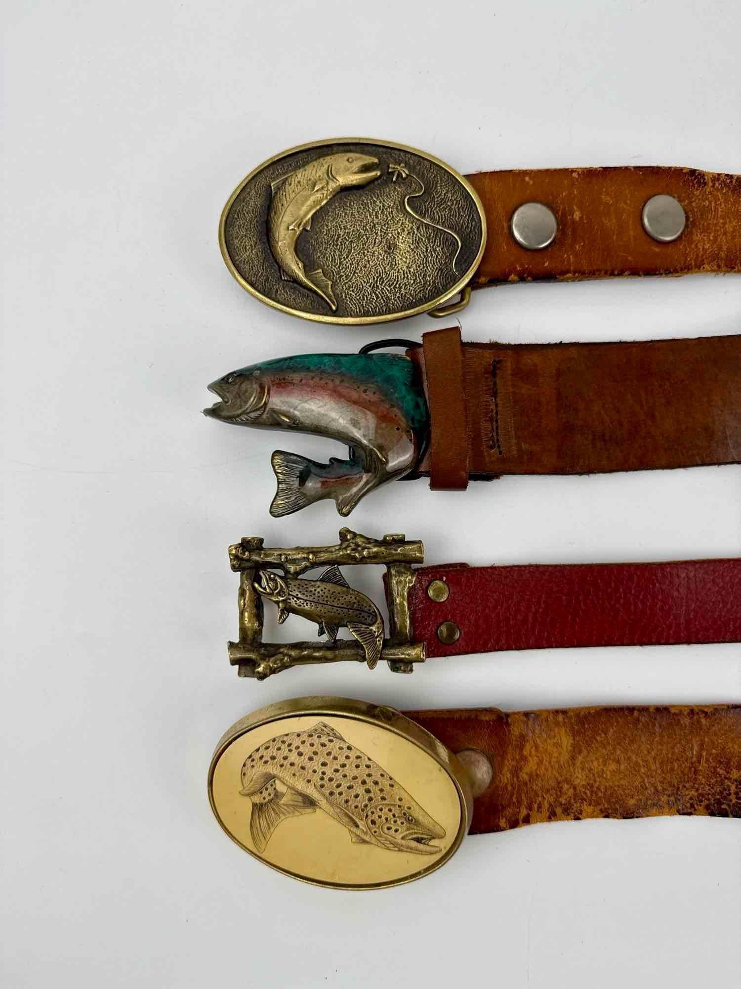LOT OF FOUR LEATHER BELTS WITH FIGURAL FRESHWATER BASS FISH BUCKLES (1 of 10)