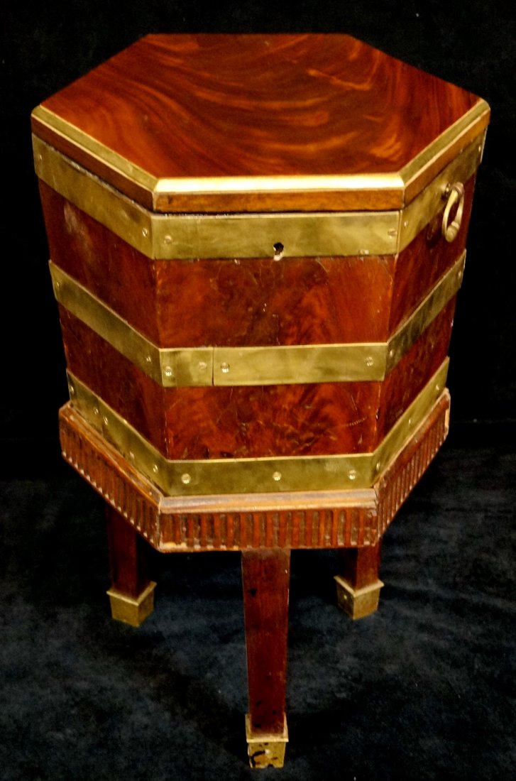 18TH C. WINE COOLER: 18TH C. WINE COOLER (ORIGINAL LINER) 26"H 16"D