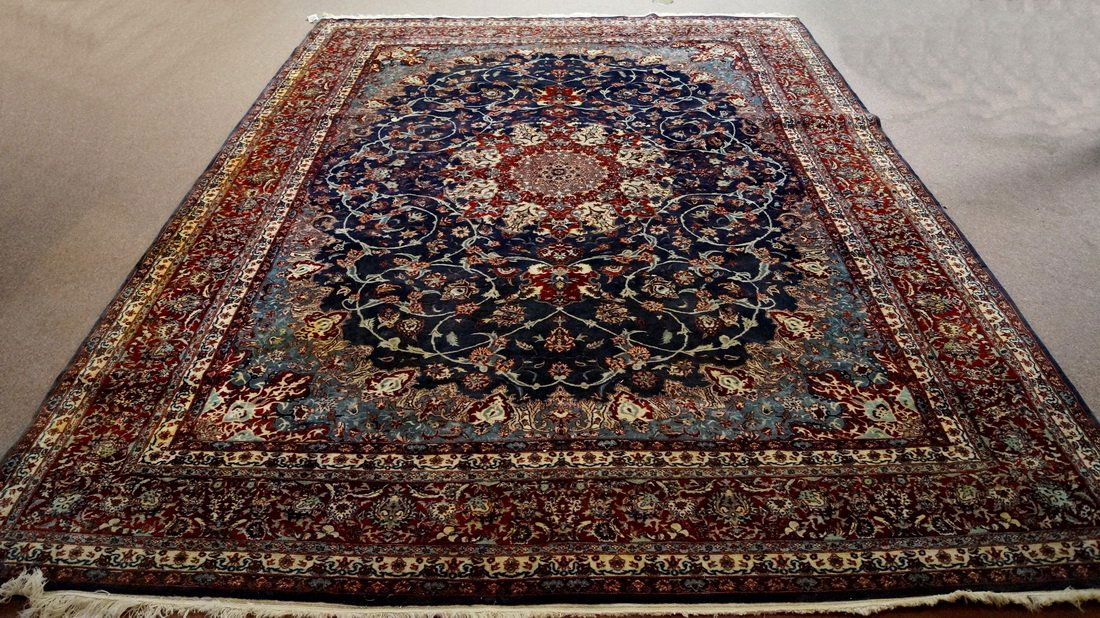 ORIENTAL RUG (1 of 1)