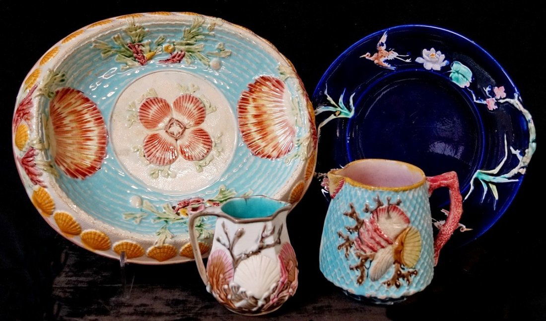 4 PCS. MAJOLICA INC. SHELL MOTIF TRAY (1 of 1)