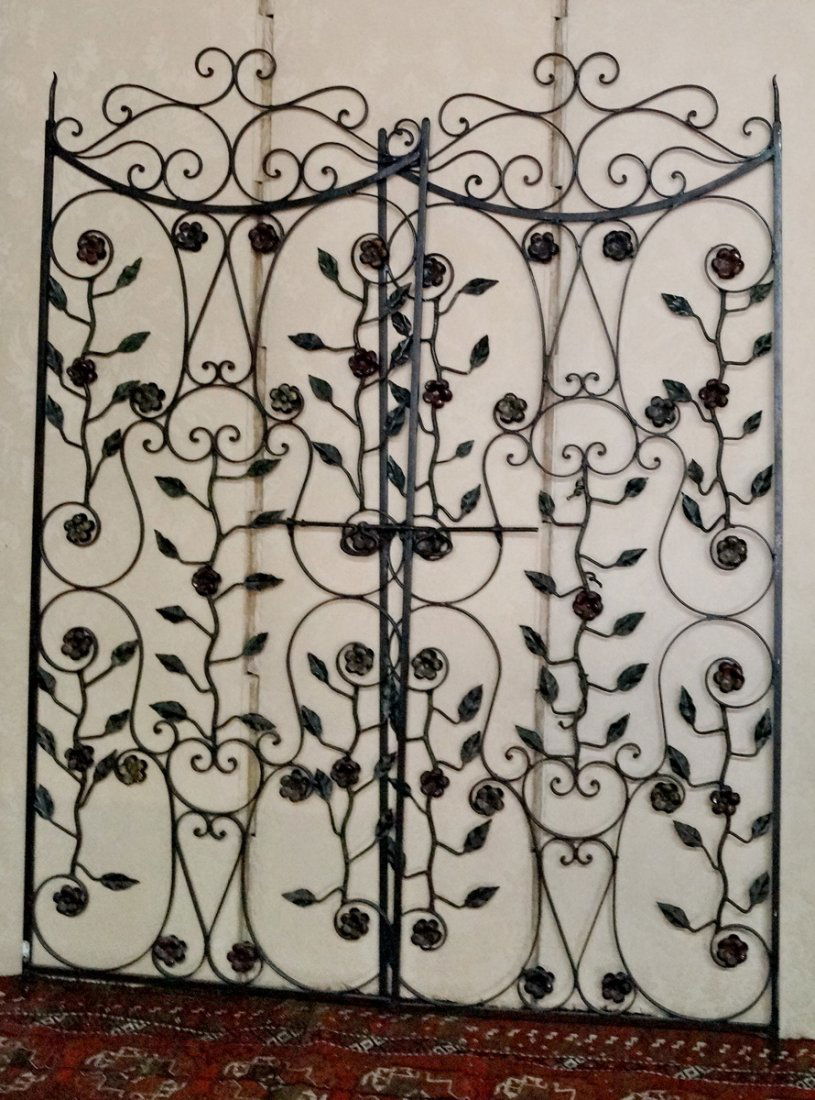 PR. WROUGHT IRON GATES (1 of 1)