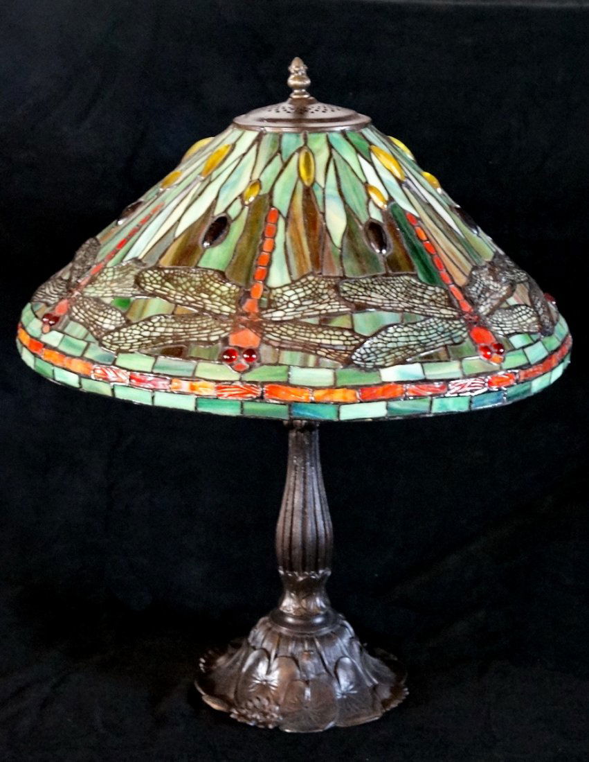 CONTEMPORARY DRAGONFLY MOTIF TABLE LAMP (1 of 2)