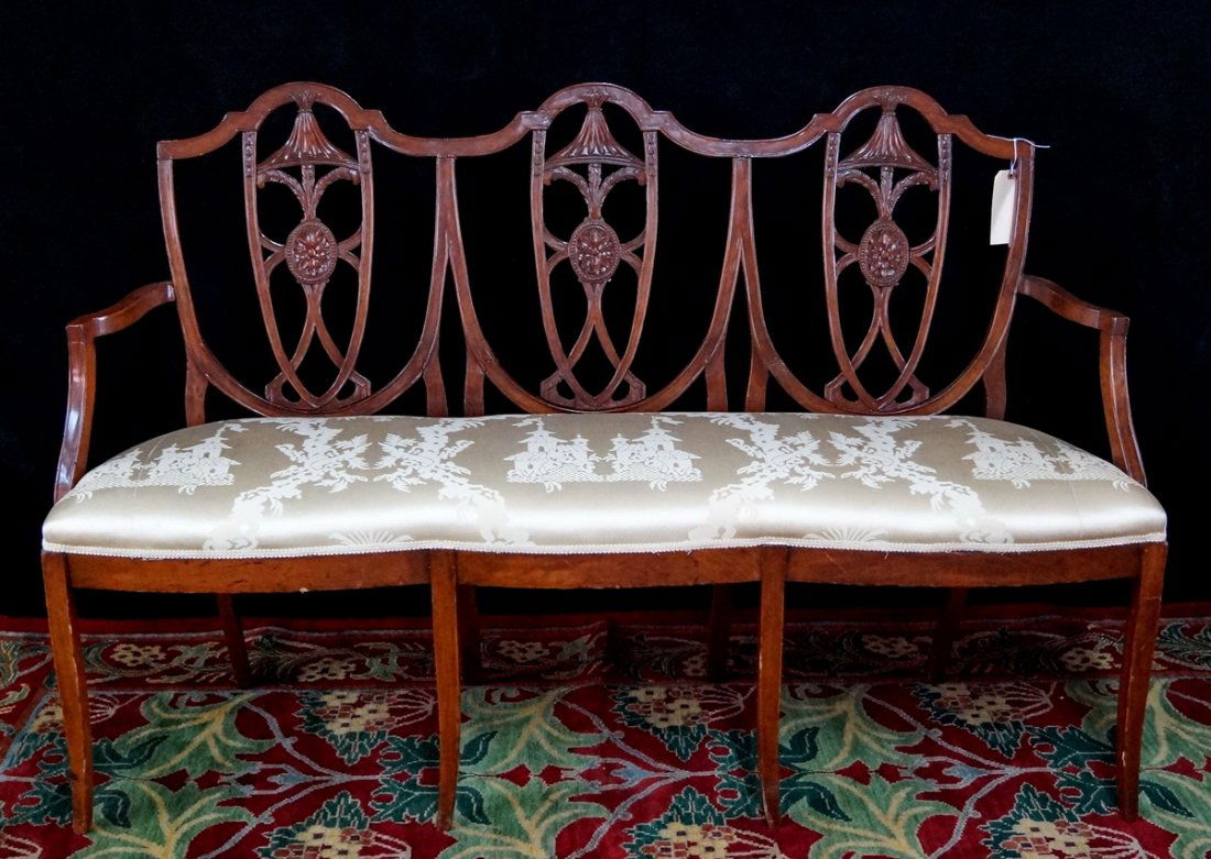 18/19TH C. MAHOGANY  HEPPLEWHITE CHAIRBACK SETTEE (1 of 5)