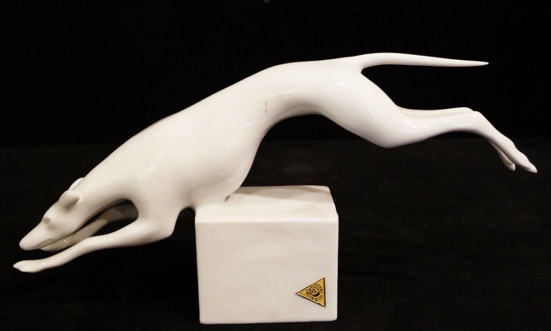 ROYAL DUX "GREYHOUND": ROYAL DUX "GREYHOUND" 5.5"H 10"W