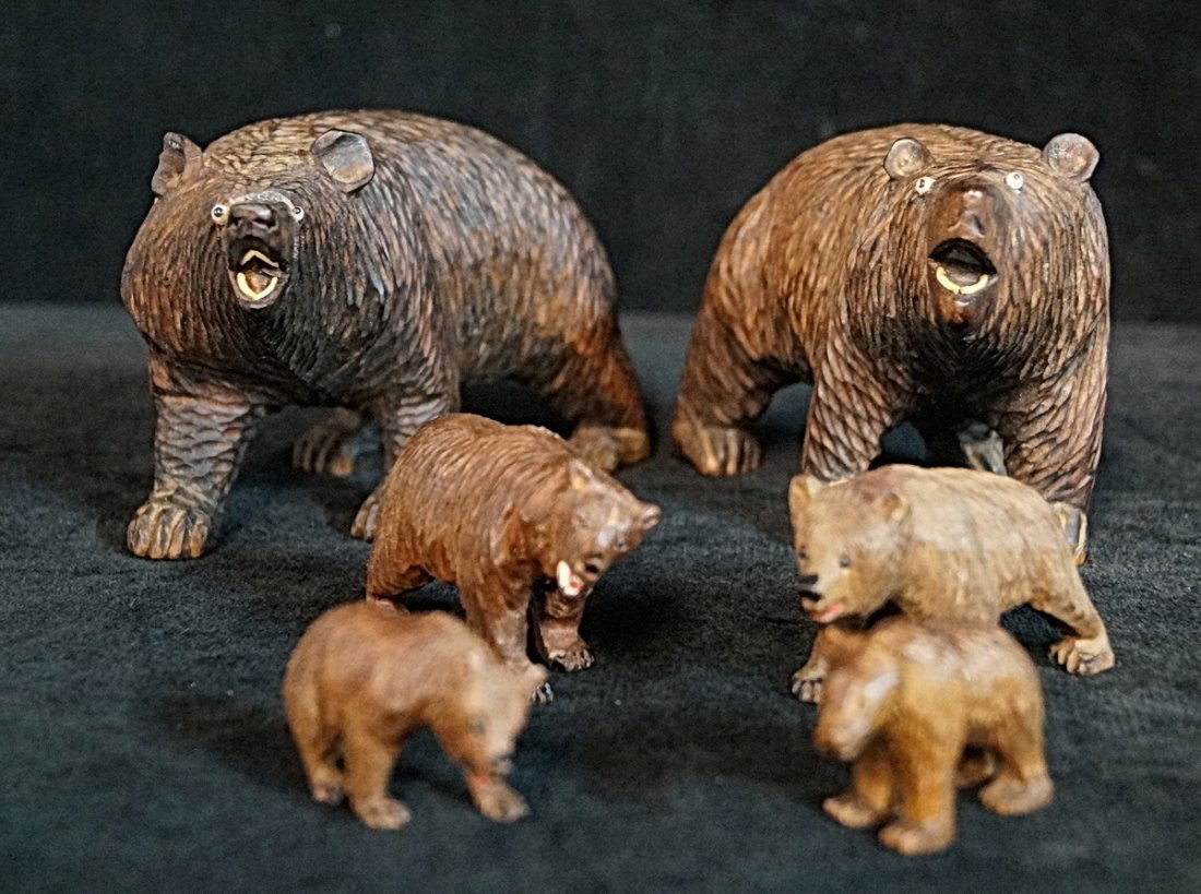 GROUP 6 BLACK FOREST BEARS LARGEST (1 of 4)