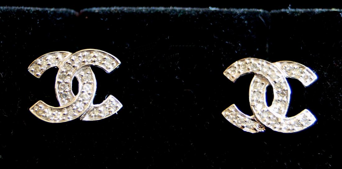 PR. WHITE GOLD & DIA. STUD EARRINGS (1 of 1)