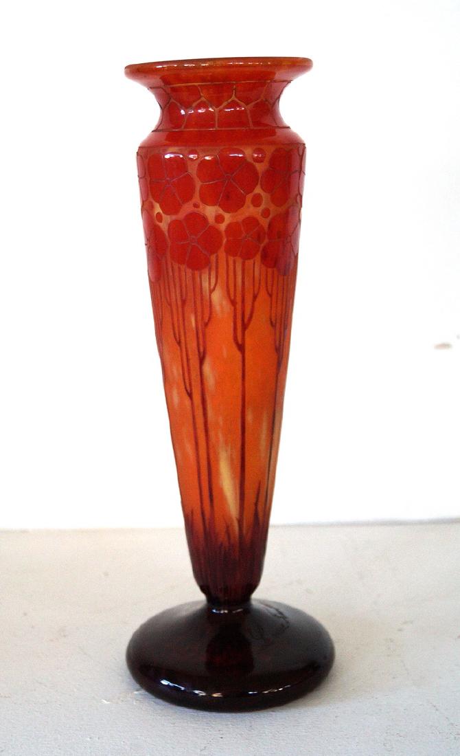 LE VERRE FRANCAIS VASE (1 of 5)