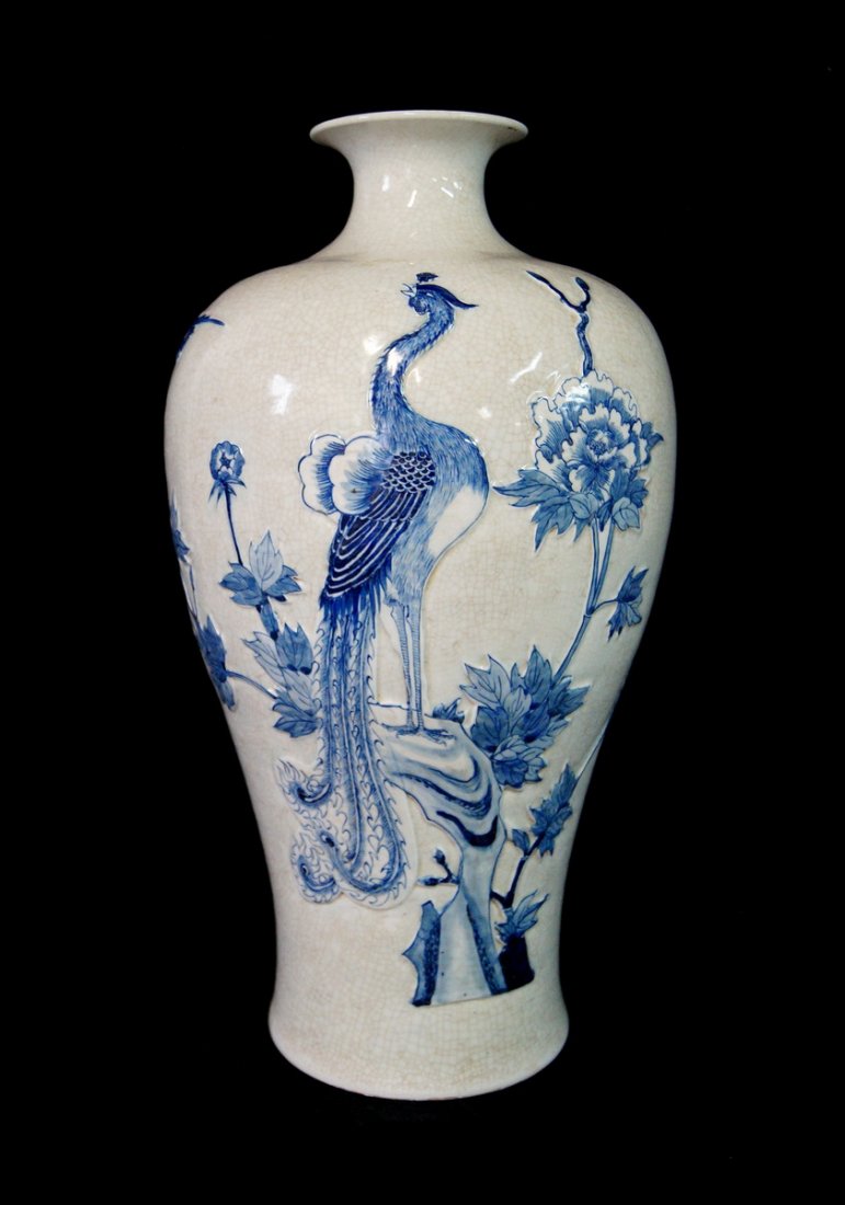 BLUE & WHITE CRAZED ORIENTAL VASE (1 of 6)