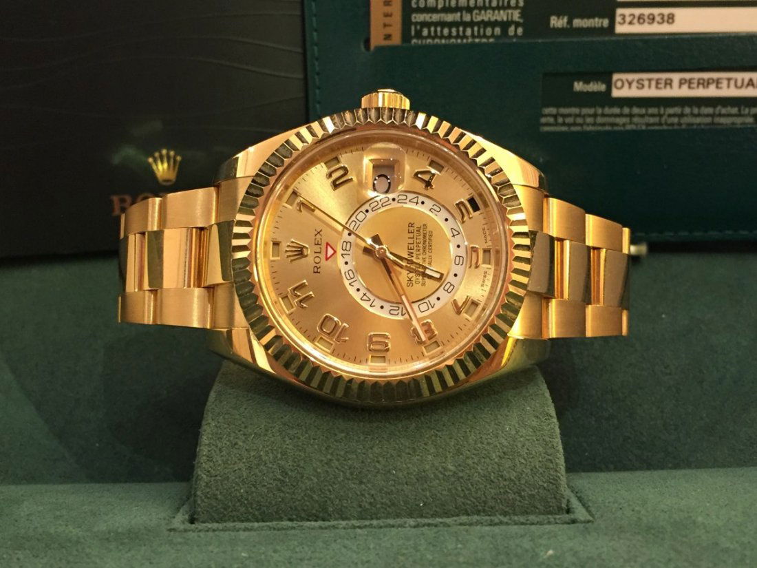 Rolex Sky - Dweller - Yellow gold (1 of 4)
