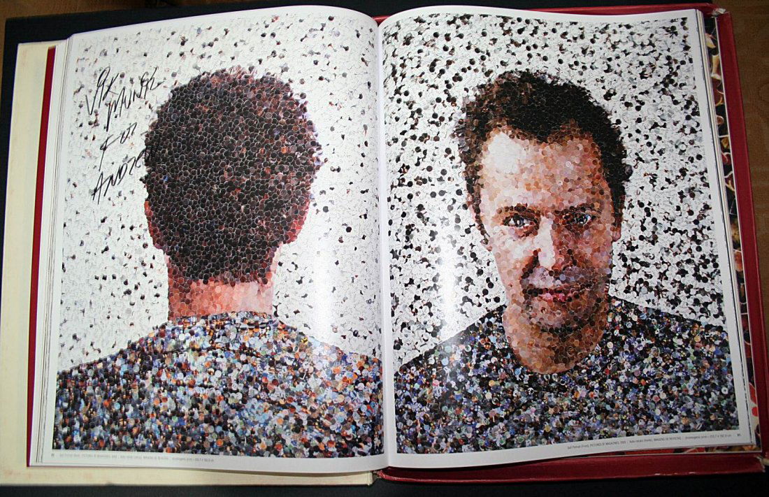 vik muniz - Art Edition autigraphed and drawing: rare Art edition of Vik Muniz Works - São Paulo. Edited and Printed in Brazil. Edition of Art. There are a Autograph and a drawing of the artist in the first page. Edition for colectors. A few number