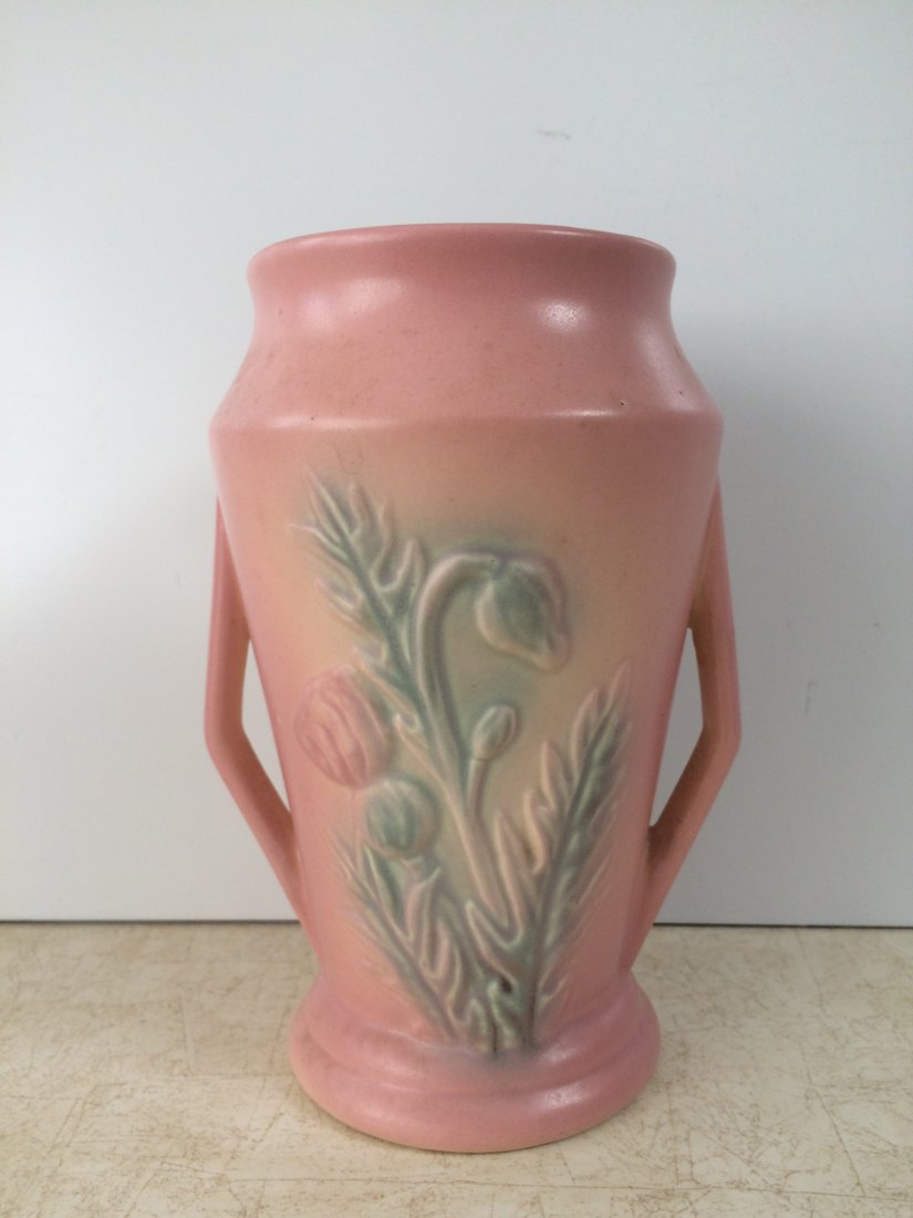 POTTERY VASE ROSEVILLE ?: POTTERY VASE { ROSEVILLE ? ] MEASURES 7 INCHES TALL IT HAS 51 - 6.5 USA MARKED ON BOTTOM IT IS IN GOOD CONDITION WE OFFER IN HOUSE SHIPPING