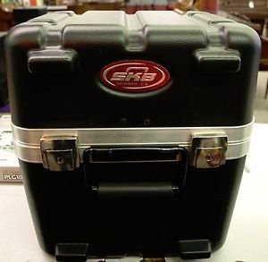 SKB ATA 6 Hole Mic Case (1 of 2)