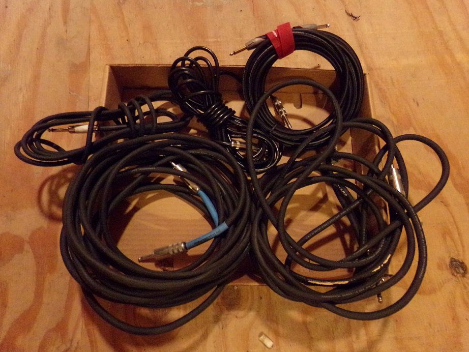 Lot of Instrument cables used Good Condition (1 of 1)
