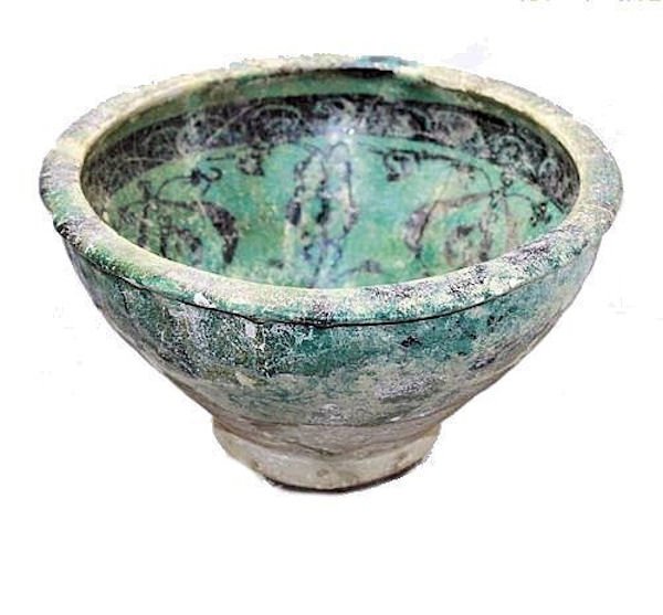 Large Ancient ISLAMIC POTTERY BOWL, SULTANABAD, C.1000 (1 of 3)