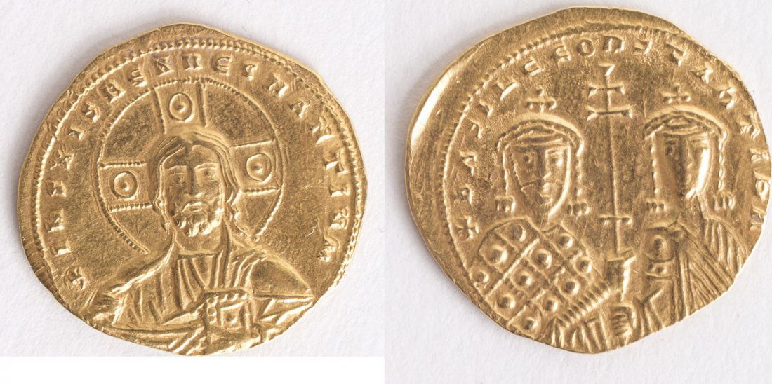 CONSTANTINE VII and ROMANUS II. 945 AD. AV Solidus (1 of 1)