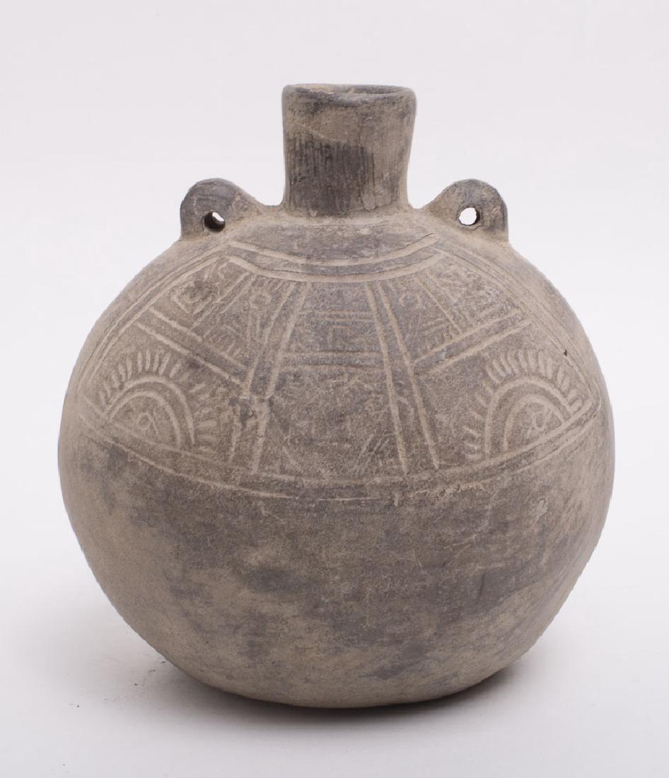 Ancient Pre-Columbian Pottery Vessel with twin handles (1 of 2)
