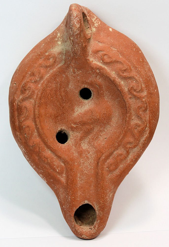 Ancient Roman Red Clay Oil Lamp with Bird c.200 AD (1 of 2)
