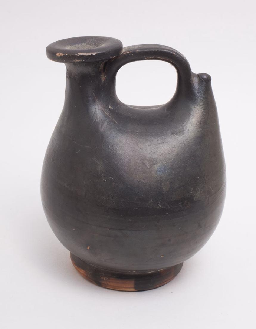 Ancient Apulian Pottery Askos c.4th century BC (1 of 2)