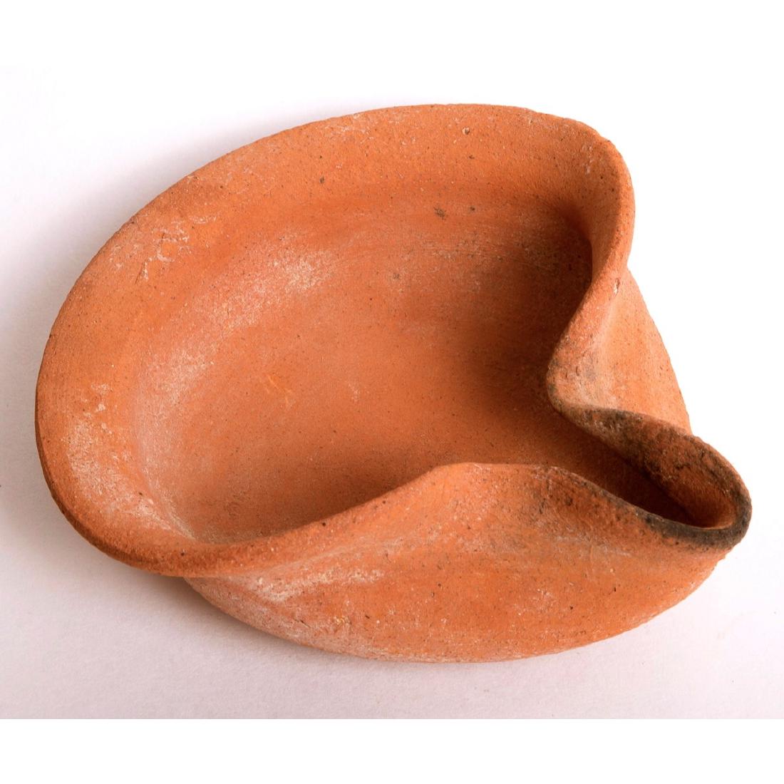 Ancient Islamic Terracotta Oil Lamp c.8th-10th century (1 of 1)