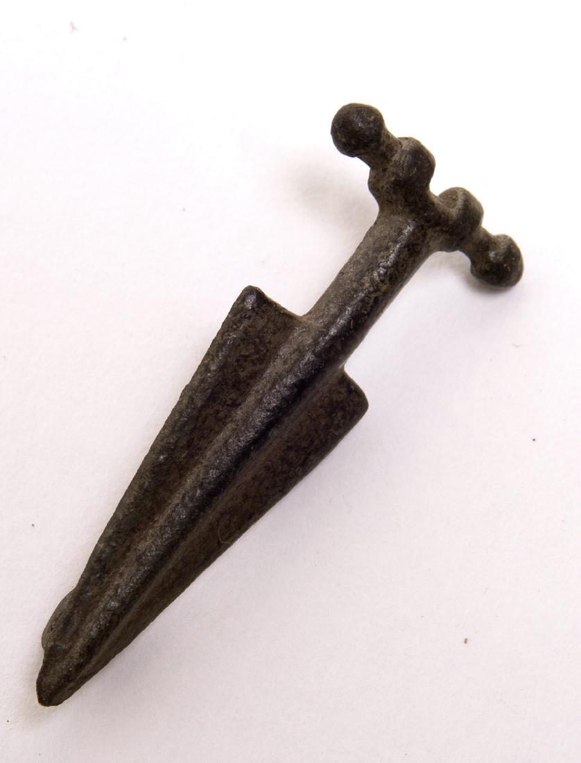 Ancient Roman Britain Bronze Dagger form Belt mount (1 of 2)