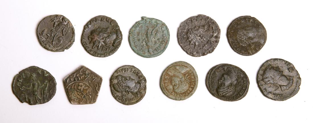 Lot of 11 Ancient roman Bronze Follis coins c.3rd centu (1 of 1)