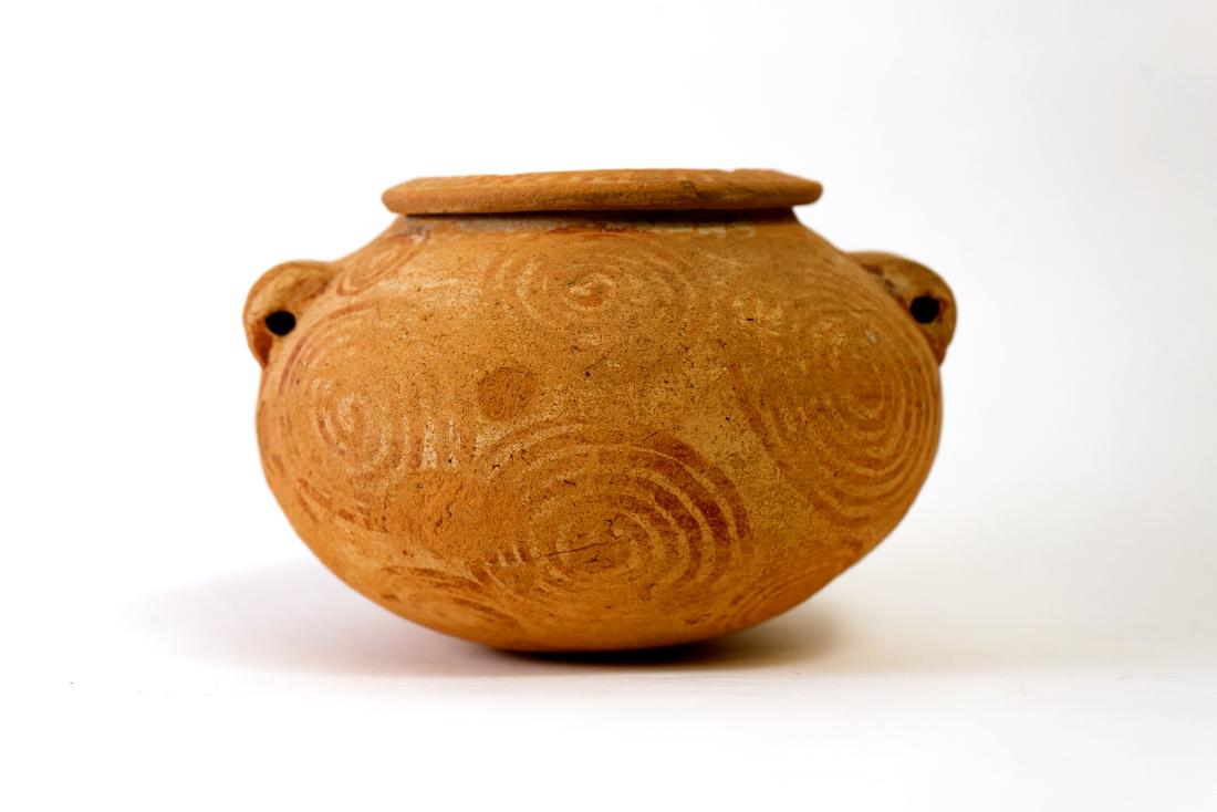 EGYPTIAN PAINTED POTTERY JAR  PREDYNASTIC, NAQADA II, (1 of 3)