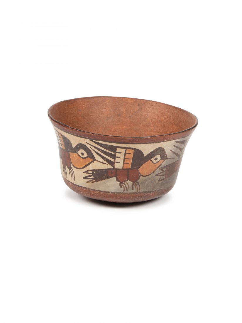Ancient Pre Columbian Nazca Culture, Pottery Bowl,: Ancient Pre Columbian Nazca Culture, Pottery Bowl, South Coast Peru 100-300 AD. Size 7 1/2 inches Diameter X 4 1/4 inches High. Large Bowl with Humming Birds. Provenance : H. J. Westermann, Germany