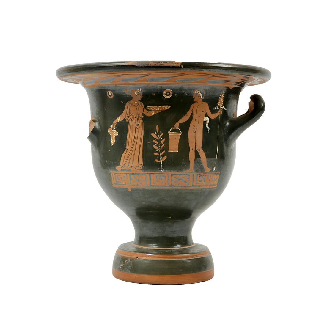 Ancient Apulian red figure Pottery Bell Krater c.350: Ancient Apulian red figure Pottery Bell Krater c.350 BC. Size 10 3/4 inches high x 11 inches diameter. A large ancient South Italian, Apulian Pottery red figure Bell Krater decorated with Lady of Fash