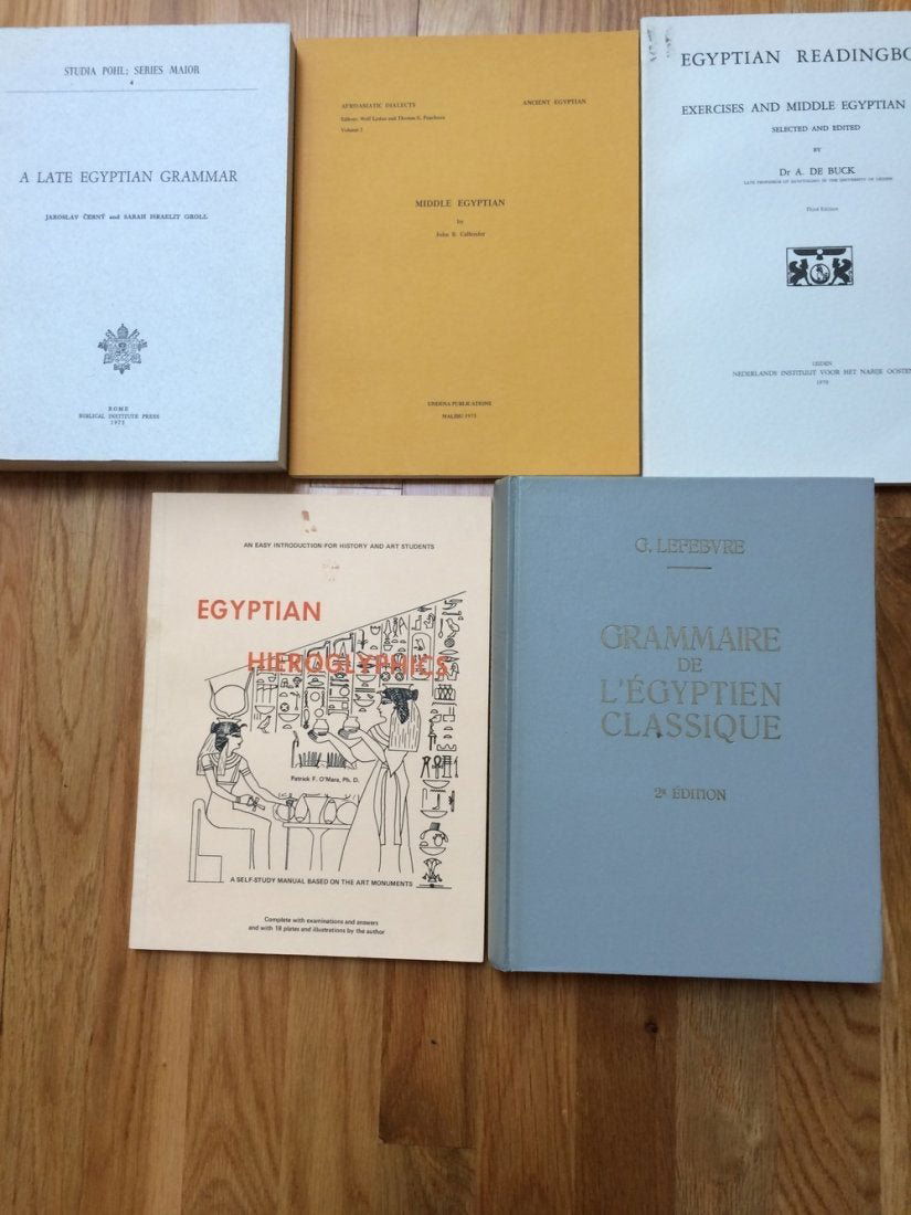 1975, 4to, wrps.. 2: Middle Egyptian by Callender, John: 1975, 4to, wrps.. 2: Middle Egyptian by Callender, John B. the year 1975, 4to, wrps.. 3: Egyptian Reading Book: Exercises and Middle Egyptian Texts by De Buck, A. . the year 1970, 4to, wrps. 4: Egypti