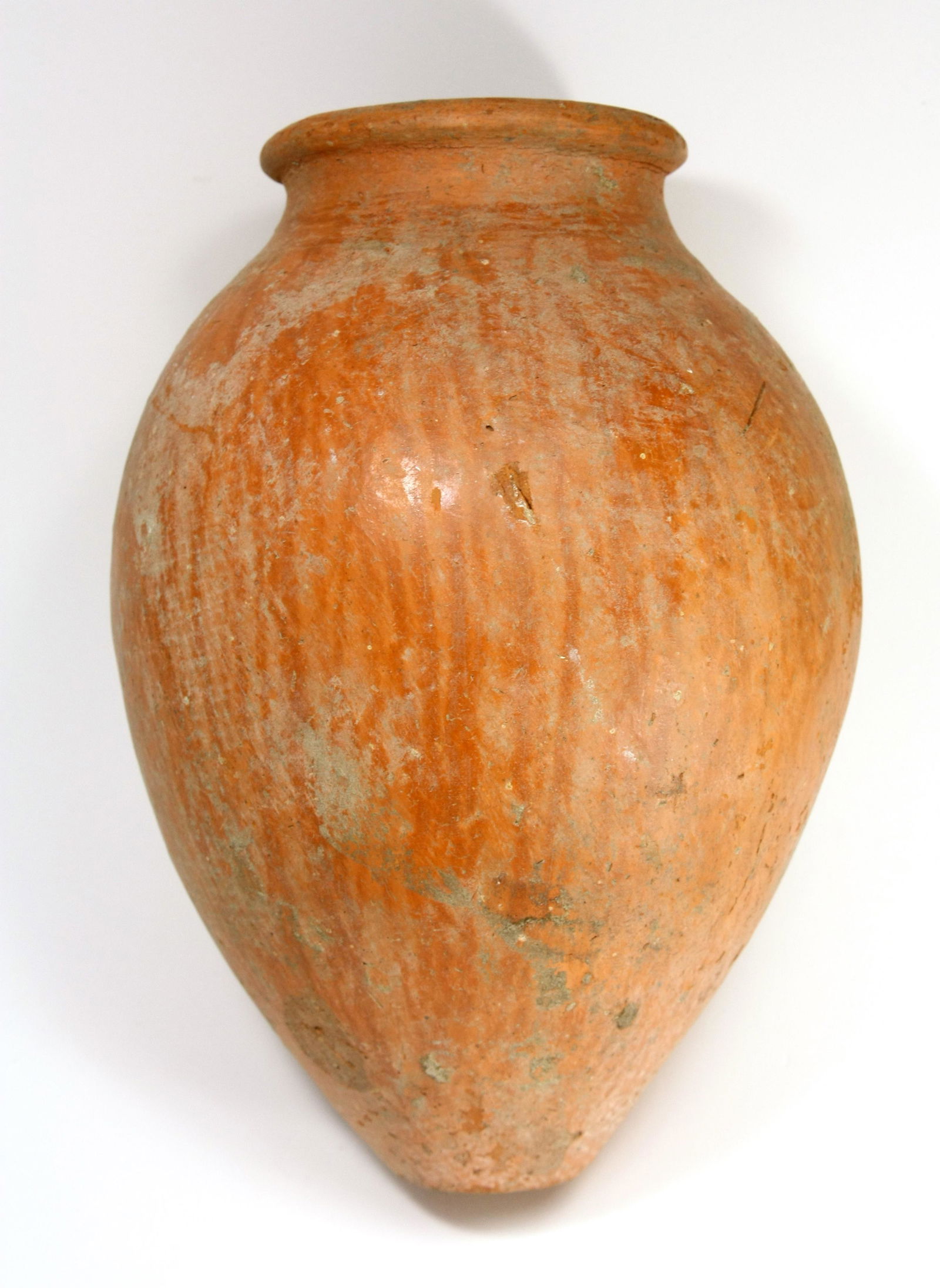 Ancient Egyptian Redware Pottery Jar, Predynastic: Ancient Egyptian Redware Pottery Jar, Predynastic Period, Naqada II, ca. 3650 to 3300 BC. Size 9 3/8 inches high x 6 inches wide. (23.8 x 15.2 cm) Beautiful and Rare Ancient Egyptian Redware Pottery J