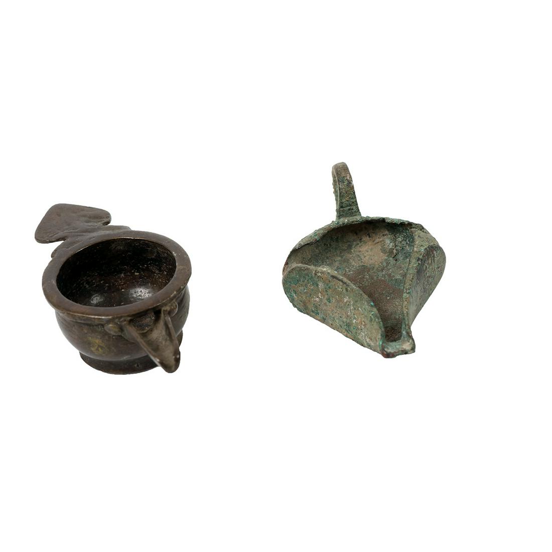 Lot of 2 Ancient Islamic Bronze Oil Lamps c.8th century (1 of 2)