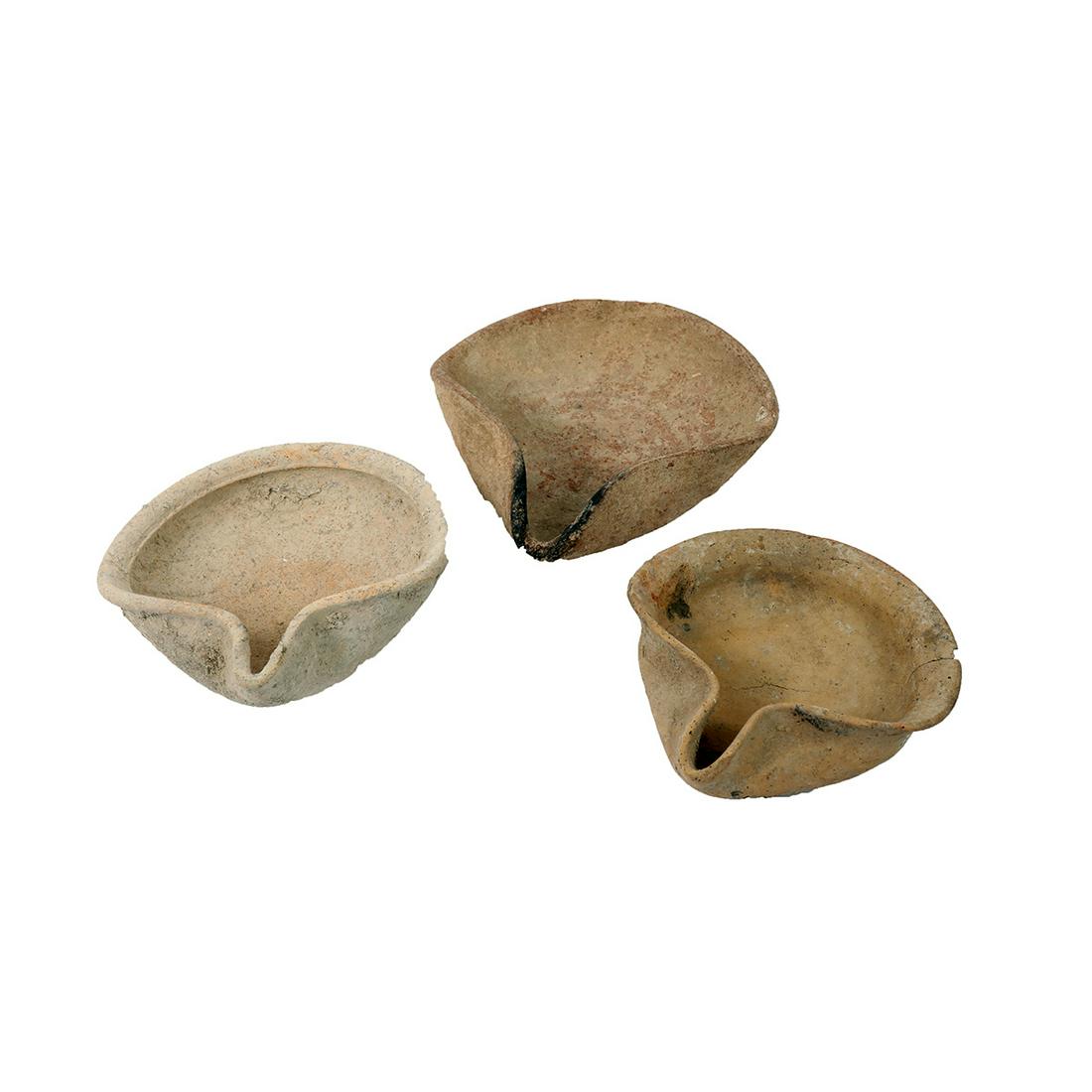 Lot of 3 Ancient Holy Land Iron Age Terracotta Oil: Lot of 3 Ancient Holy Land Iron Age Terracotta Oil Lamps c.1000 BC. Lot of 3 Ancient Holy Land Iron Age Terracotta Oil Lamps c.1000 BC. Size 5 5/8 - 7 inches length. Great lot of 3 Ancient Holy Land I