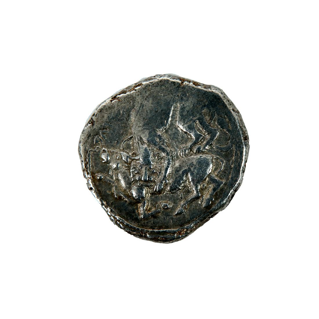 Ancient Phoenician Byblos Silver Dishekel Ainel ca.333: Ancient Phoenician Byblos Silver Dishekel Ainel ca.333 BC. Size 25 mm, 13.17 gram. Byblos, Phoenicia, Silver Dishekel, Ainel Sear 6013, SNG Cop 132, BMC 4-5. Gallery containing 3 soldiers with round s