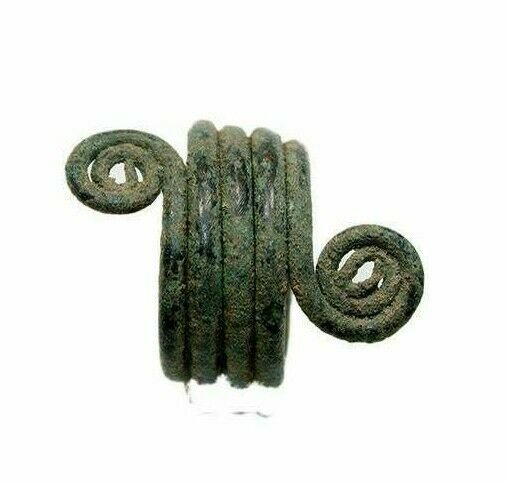 Ancient Bactrian Kingdom Bronze Ring c.2000 BC.: Ancient Bactrian Kingdom Bronze Ring c.2000 BC. Size 23 mm. Very Unusual form bronze ring with wide band. Ex Robert Thompson Estate USA.