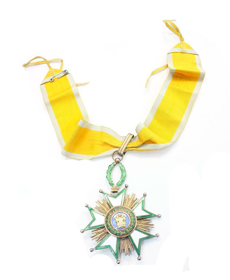 Persian ENamel Medal, dated 1332 AH.: Persian ENamel Medal, dated 1332 AH. Size of medal 3 5/8 inches length. Fine Enamel Medal with Sun on side, the other side dated 1332 AH.