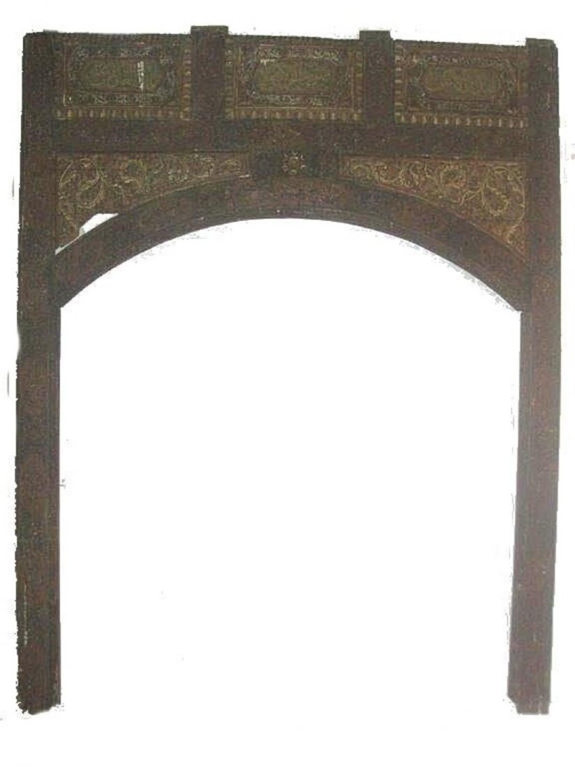 Large 19th cent Syrian Middle Eastern Moorish Mehrab: Large 19th cent Syrian Middle Eastern Moorish Mehrab with Arabic. A Massive Syrian Antique wood Mehrab decorated with Arabic Calligraphy and raised floral design. Size 9.5 Feet High x 94 inches wide x