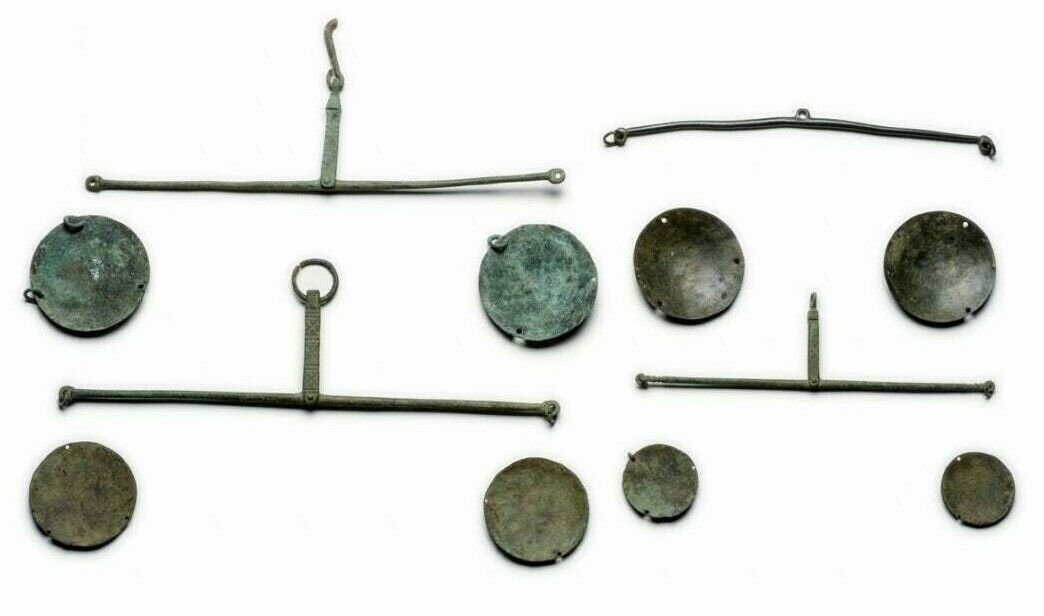 Ancient Roman-Byzantine Bronze Beam Scales C. 4th-10th: Ancient Roman-Byzantine Bronze Beam Scales Ca. 4th-10th century A.D. Size 6-1/8” - 8-3/8”W. of similar construction having a straight, unhinged beam with central needle for judging balance, and a 