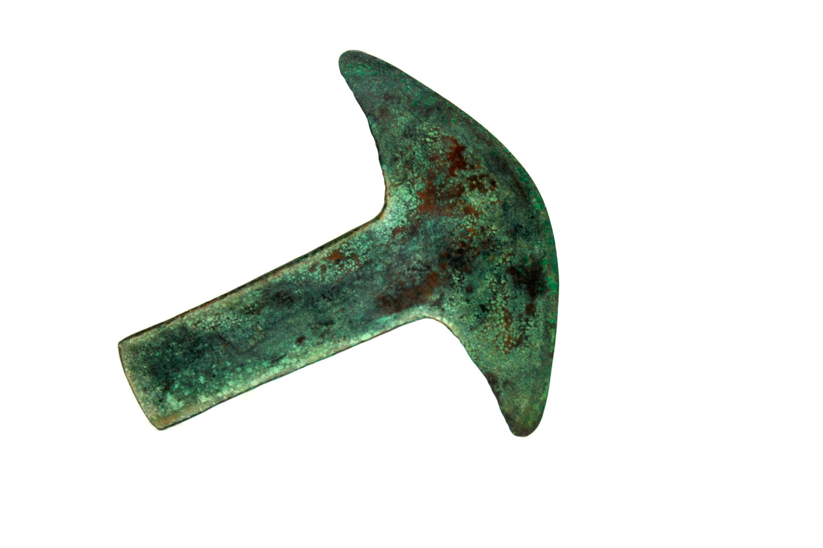 Ancient Pre Columbian thin copper tumi AncÃ³n, central: Ancient Pre Columbian thin coper tumi AncÃ³n, central coast of Peru c.1000-1400 AD. Size 6 3/8 x 6 1/8 inches. Choice patina. Ex MD Estate.